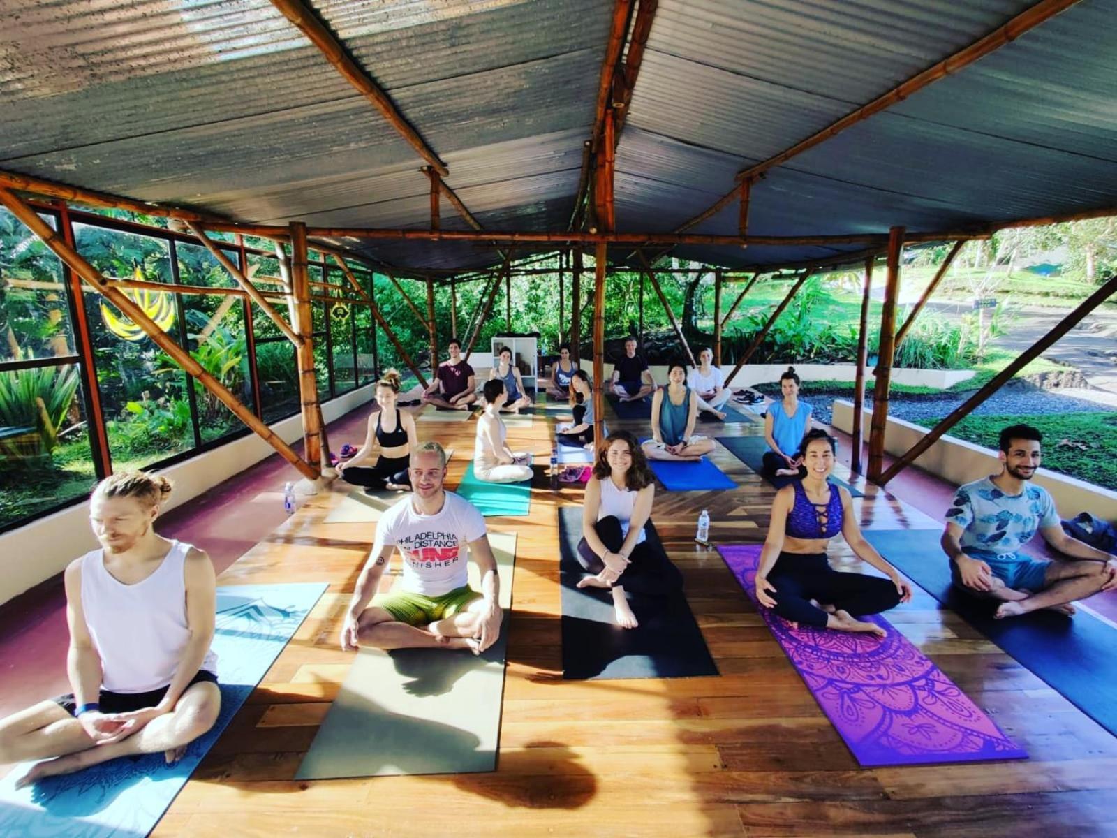 El Castillo Essence Arenal Spa & Yoga מראה חיצוני תמונה